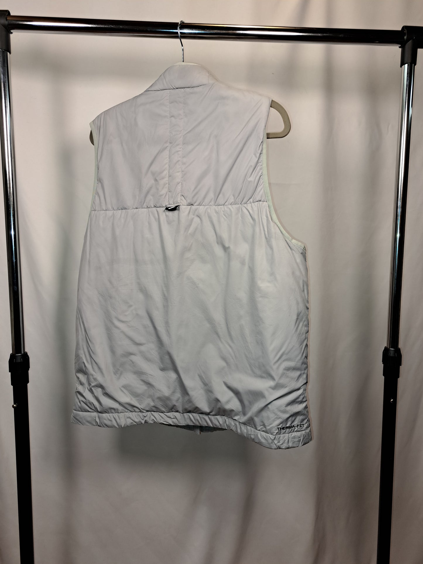 Nike Puffer Weste „Therma-FIT“ / Light Grey / Size L / Sleeveless Puffer Jacket