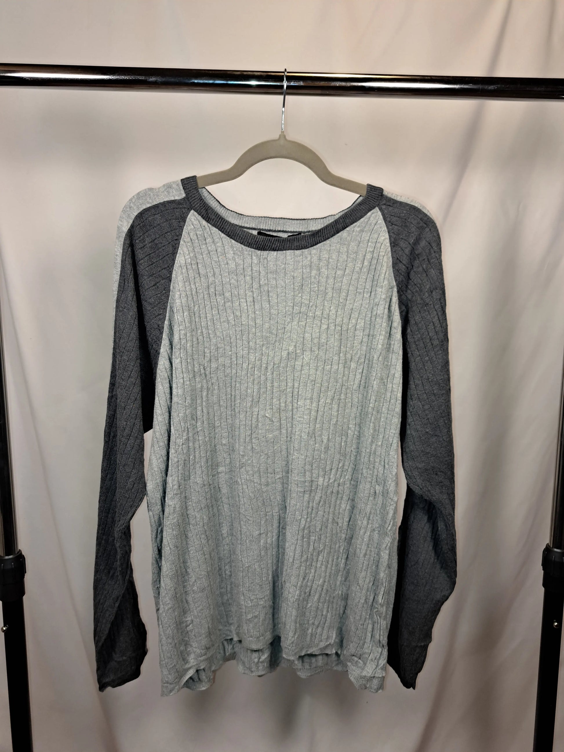 Calvin Klein Vintage Two-Tone Rib Knit Pullover Grau – Größe XL | Raglan Style Calvin Klein